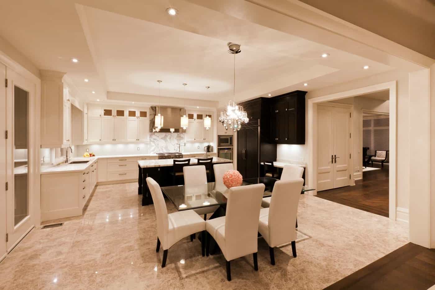 Modern kitchen with dinning area